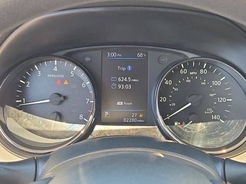 Used 2020 Nissan Rogue Sport SV FWD image 26