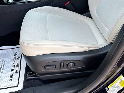 Used 2021 Buick Encore GX Preferred w/ Cold Weather Comfort Package AWD/4WD image 26