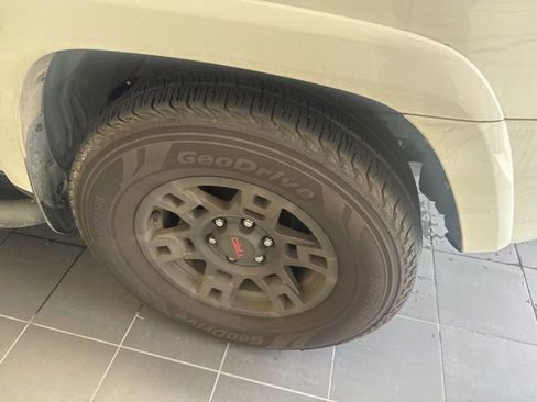 Used 2021 Toyota 4Runner SR5 RWD image 6