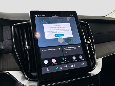 New 2025 Volvo XC90 T8 Ultra w/ Protection Package Premier image 11