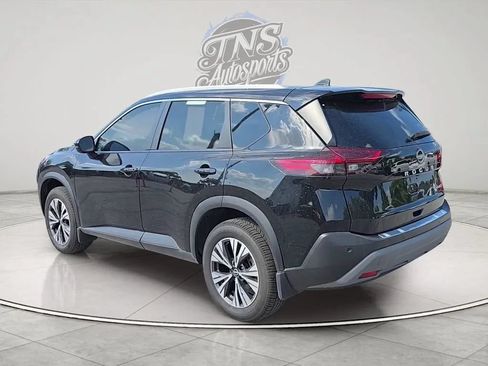 Used 2022 Nissan Rogue SV w/ SV Premium Package AWD/4WD image 3
