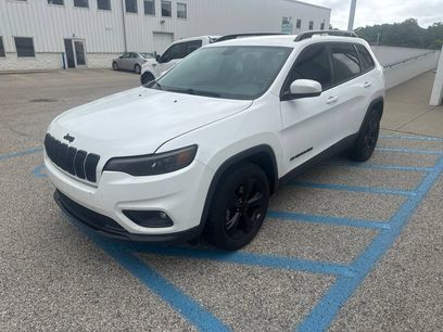 Used 2019 Jeep Cherokee Latitude Plus