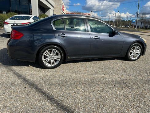 Used 2010 INFINITI G37 Journey w/ Premium Pkg image 18