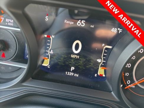 Used 2025 Jeep Wrangler Unlimited Rubicon image 17