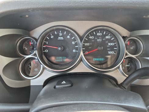 Used 2008 Chevrolet Silverado 1500 LT w/ Texas Edition RWD image 18