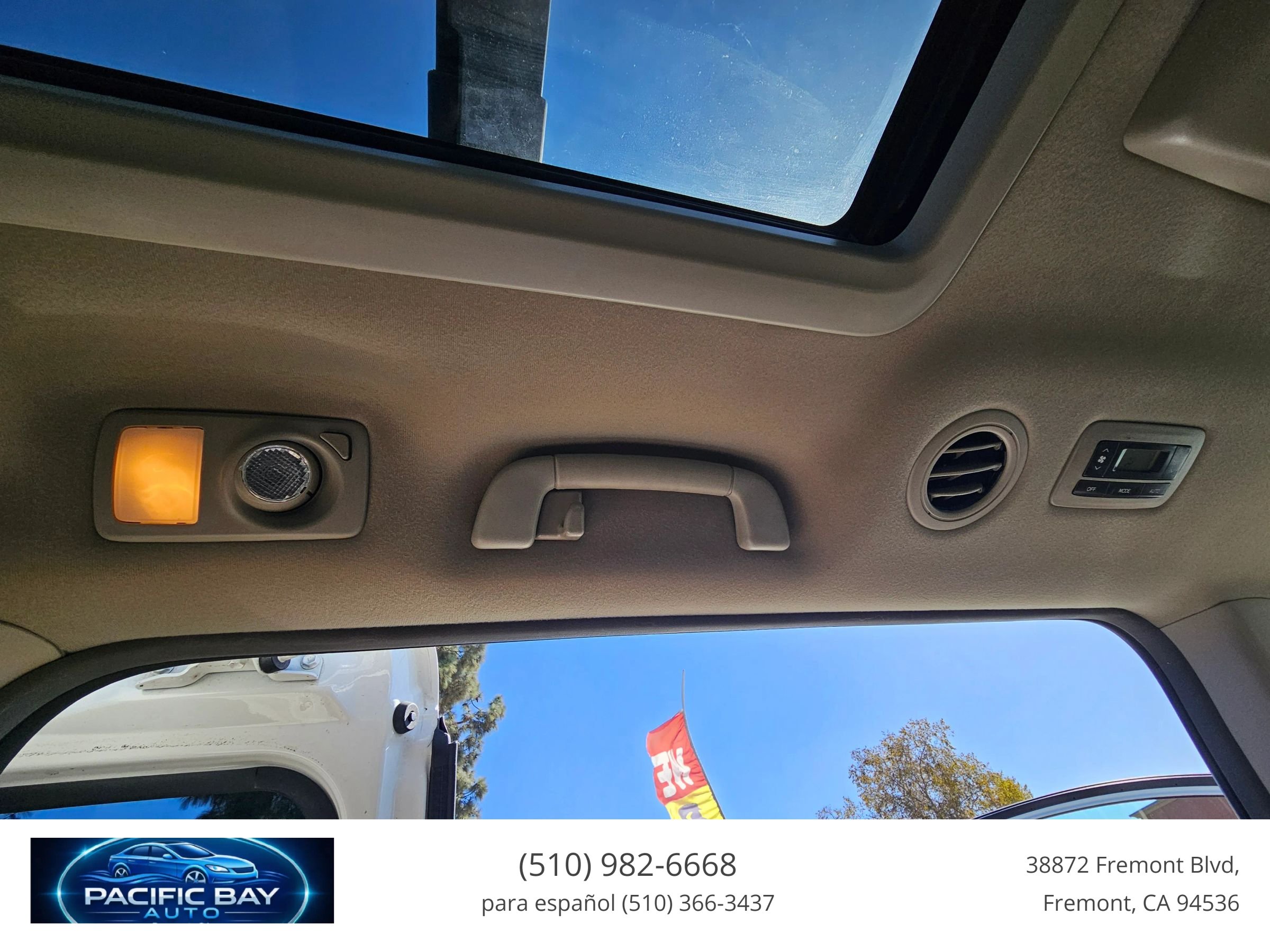Used 2013 Toyota Sienna Limited w/ Premium Pkg FWD image 23