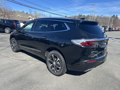 Certified 2022 Buick Enclave Essence w/ Experience Buick Package image 4