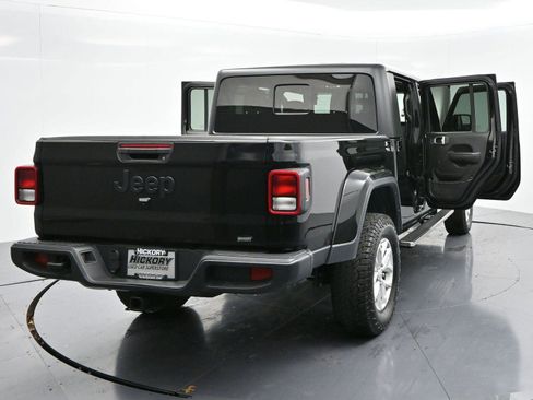 Used 2023 Jeep Gladiator Sport image 37