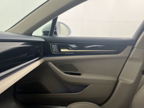 Certified 2026 Porsche Panamera image 14