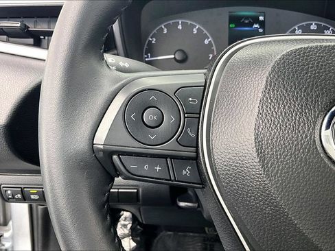 Used 2025 Toyota Corolla SE FWD image 18