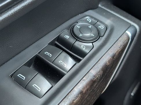 Used 2021 GMC Sierra 1500 Denali w/ Driver Alert Package II AWD/4WD image 18