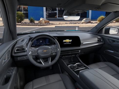 New 2026 Chevrolet Traverse High Country FWD image 15