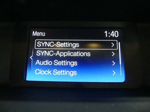 Used 2015 Ford Focus SE w/ SE Cold Weather Package image 39