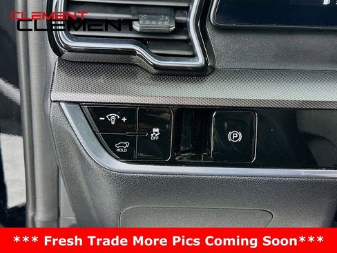 Used 2023 Kia Sportage SX image 14