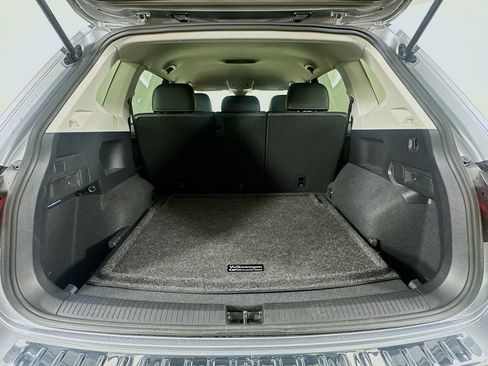 Used 2023 Volkswagen Tiguan SE AWD/4WD image 27