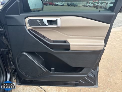 Used 2020 Ford Explorer XLT w/ Equipment Group 202A image 25