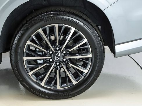New 2026 INFINITI QX80 Autograph AWD/4WD image 6
