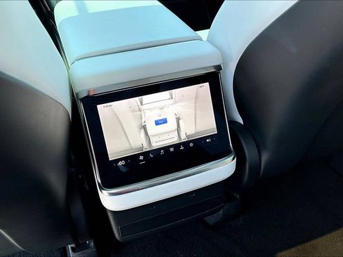 Used 2022 Tesla Model X Plaid AWD/4WD image 10