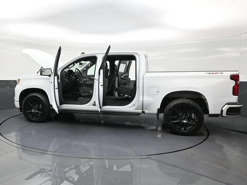 Used 2022 Chevrolet Silverado 1500 RST RWD image 29