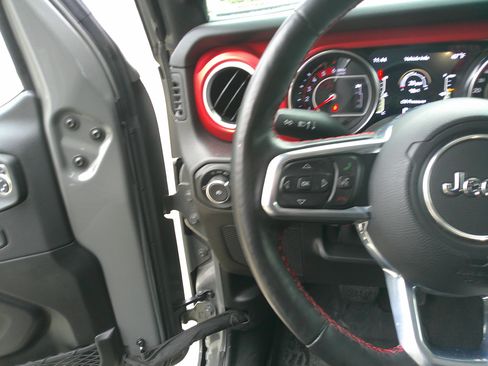 Used 2021 Jeep Wrangler Unlimited Rubicon AWD/4WD image 20