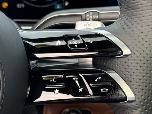 New 2026 Mercedes-Benz GLS 580 4MATIC image 22