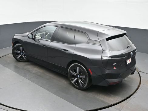Used 2023 BMW iX xDrive50 w/ Sport Package image 35