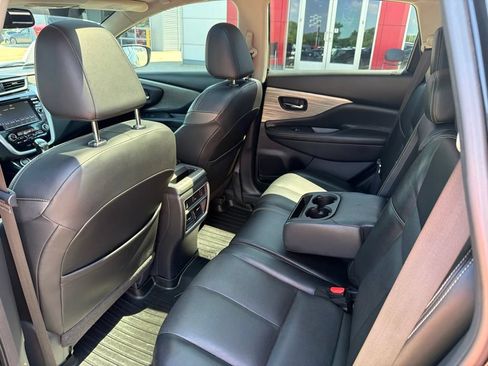 Used 2018 Nissan Murano SL w/ Moonroof Package AWD/4WD image 17