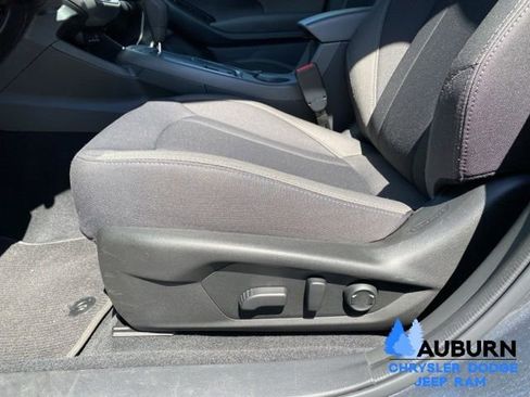 Used 2025 Subaru Crosstrek 2.0i Premium AWD/4WD image 29