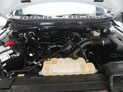 Used 2022 Ford F150 XLT w/ Equipment Group 302A High AWD/4WD image 15