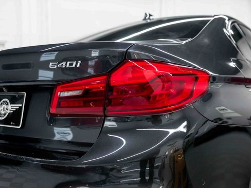 Used 2019 BMW 540i w/ M Sport Package RWD image 22