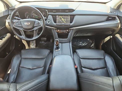 Used 2019 Cadillac XT5 Premium Luxury image 15