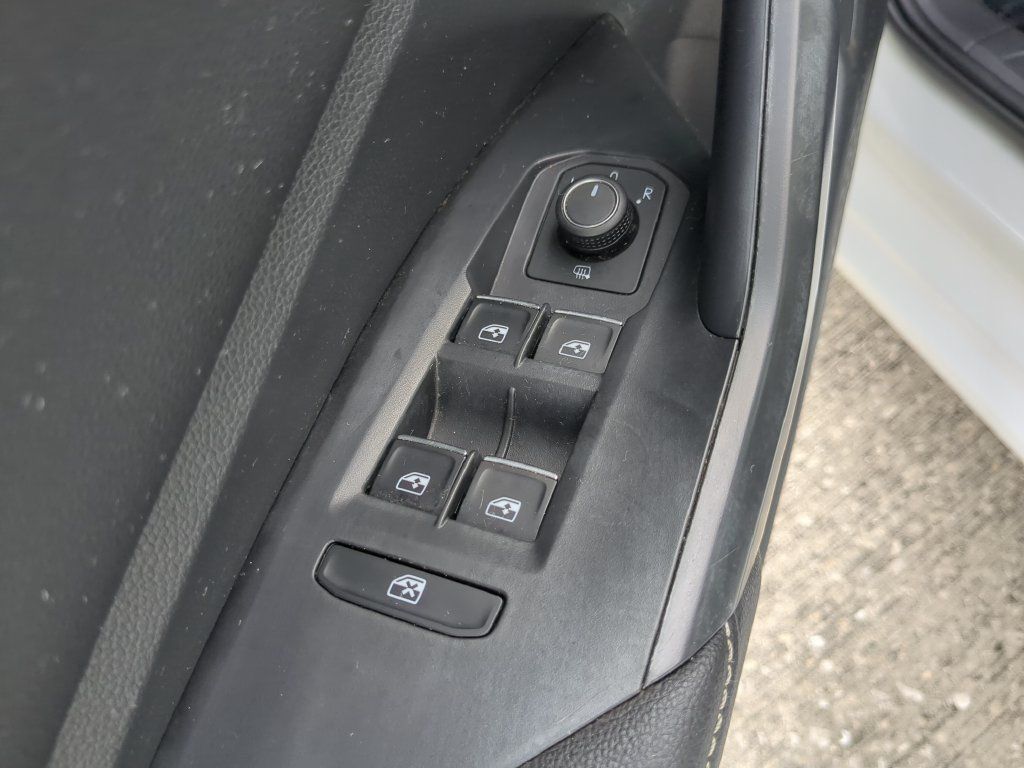 Certified 2024 Volkswagen Jetta S FWD image 16