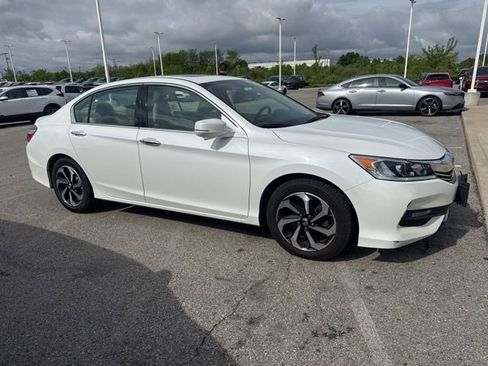 Used 2016 Honda Accord EX-L image 11