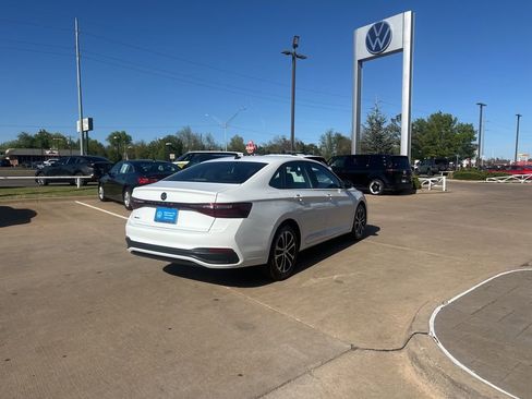 New 2026 Volkswagen Jetta Sport FWD image 5