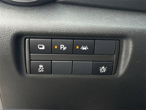 Used 2025 Nissan Versa S w/ Trunk Package image 21