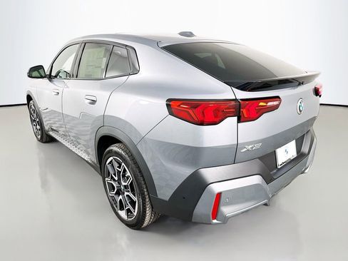 New 2026 BMW X2 xDrive28i w/ Technology Package image 7
