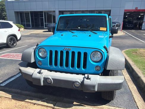 Used 2017 Jeep Wrangler Unlimited Sport w/ Quick Order Package 24S AWD/4WD image 10