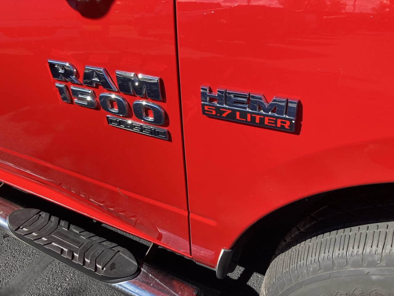 Used 2019 RAM 1500 Big Horn AWD/4WD image 9