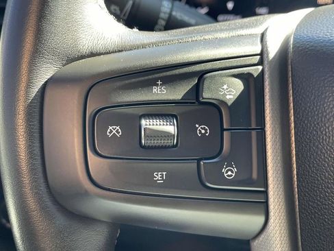 Used 2023 GMC Yukon Denali w/ Denali Reserve Package image 28