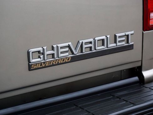 Used 1998 Chevrolet Silverado 1500 4x4 Extended Cab w/ Preferred Equipment Group 2 image 41