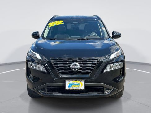 Used 2023 Nissan Rogue SV w/ SV Premium Package AWD/4WD image 2