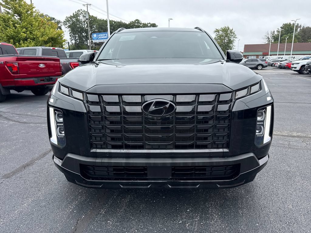 Used 2025 Hyundai Palisade XRT AWD/4WD image 3