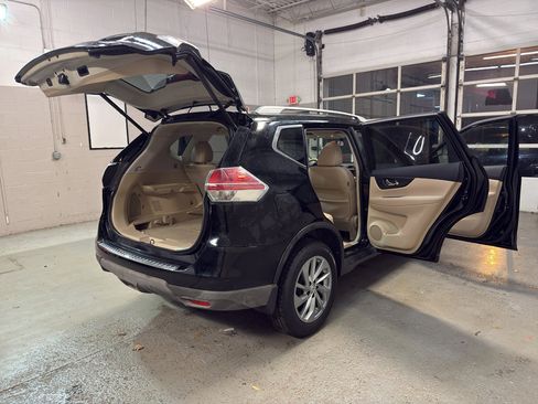 Used 2014 Nissan Rogue SL w/ SL Premium Package image 12
