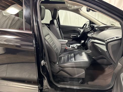 Used 2019 Ford Escape SEL AWD/4WD image 15