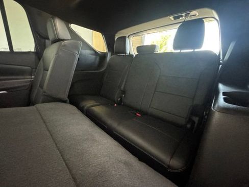 Used 2024 Chevrolet Traverse LT w/ Enhanced Driving Package AWD/4WD image 20