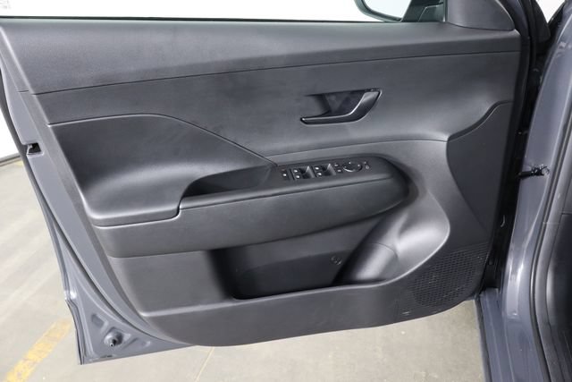 Used 2024 Hyundai Kona SEL FWD image 19