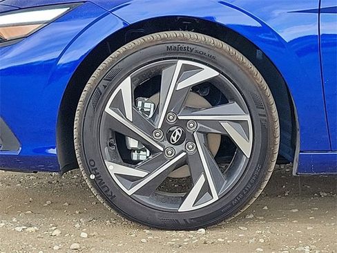New 2025 Hyundai Elantra Sport image 23