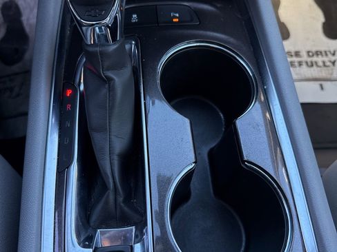 Used 2024 Chevrolet Malibu LT image 6