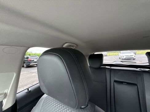Certified 2022 Buick Encore Preferred w/ Safety Package FWD image 10