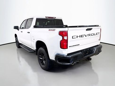 Used 2021 Chevrolet Silverado 1500 LT Trail Boss w/ Convenience Package II image 5